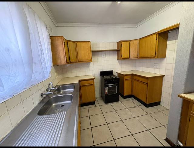 2 BEDROOM APARTMENT FOR SALE IN THREE RIVERS